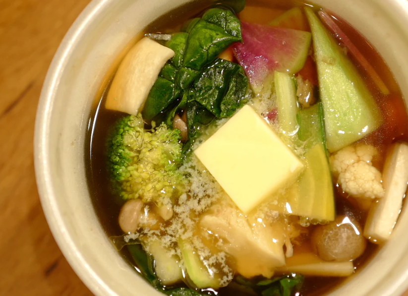 15種類のお野菜が入ったスープと黒毛和牛ミスジのしゃぶしゃぶ弁当